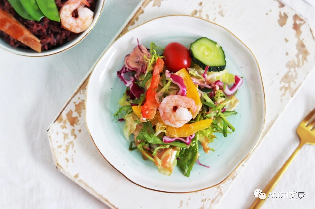 醫(yī)生總結(jié)了3位年輕胃癌患者的病例：30歲不到的他們到底干啥了？